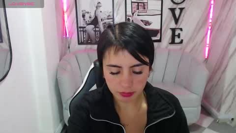 Samantha online show from March 6, 2025, 1:35 pm