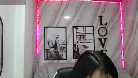 Samantha online show from March 10, 2025, 12:48 pm