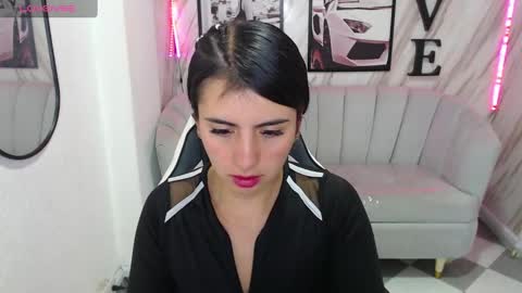 Samantha online show from March 11, 2025, 1:12 pm