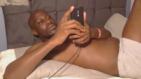 _sambo_ online show from September 28, 2025, 4:40 am