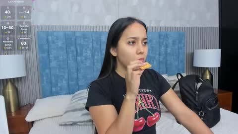 Antonella  online show from September 30, 2025, 12:32 pm