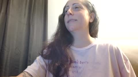 Snapshot of _sara_lynn_ chatting on August 2, 2026, 4:00 am Sara Lynn online show from August 2, 2026, 4:00 am