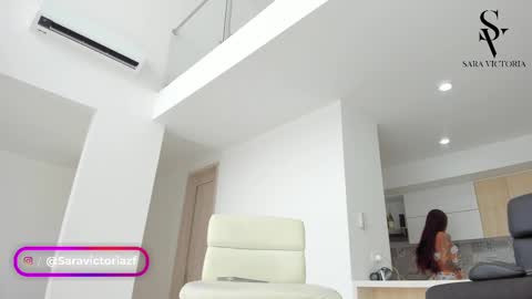   online show from October 11, 2025, 5:33 pm