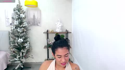 Sassy Girl online show from December 12, 2024, 6:21 pm