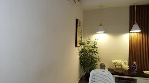 Sassy Girl online show from March 27, 2026, 4:51 pm