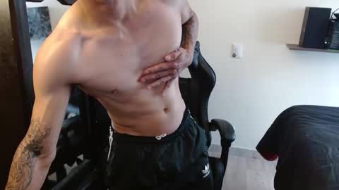 SCHNEIDER online show from March 11, 2026, 6:58 pm