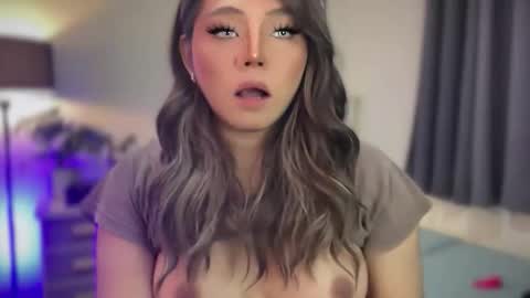 ENAJ online show from December 22, 2025, 3:09 pm