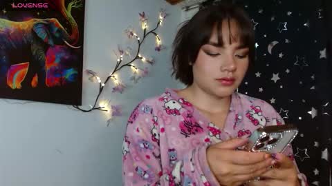 Snapshot of _serendepia_ chatting on October 22, 2025, 5:52 am Serendipia online show from October 22, 2025, 5:52 am