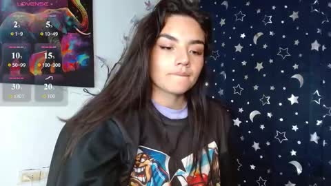 Snapshot of _serendepia_ chatting on November 4, 2025, 5:50 am Serendipia online show from November 4, 2025, 5:50 am