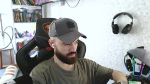 Ask me online show from April 8, 2026, 11:10 am