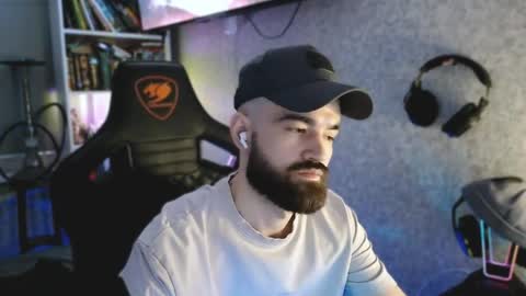 Ask me online show from April 9, 2026, 7:30 pm