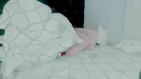 Alexa online show from December 13, 2025, 7:53 pm