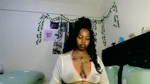 _sexysquirter online show from June 20, 2026, 9:06 pm
