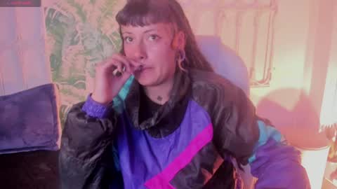 _sharlotte777 online show from April 17, 2026, 2:53 pm