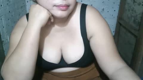 Snapshot of _simply_mama chatting on February 27, 2026, 9:42 am _simply_mama online show from February 27, 2026, 9:42 am