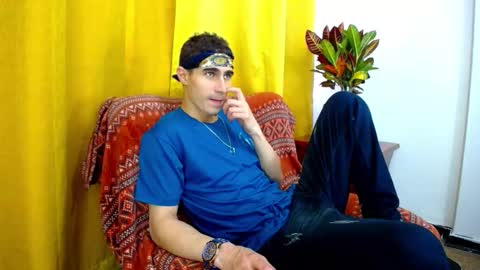 Snapshot of _skyleer_ chatting on October 25, 2025, 10:15 pm _skyleer_ online show from October 25, 2025, 10:15 pm