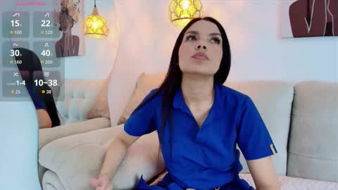 Snapshot of _sofiadeluxe_ chatting on October 28, 2025, 6:32 pm SOFIA DELUXE online show from October 28, 2025, 6:32 pm