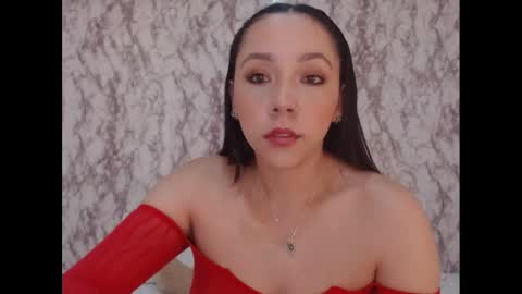 Snapshot of _sofiaparker_ chatting on January 7, 2025, 7:10 am Sofia Parker online show from January 7, 2025, 7:10 am