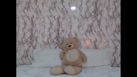 Snapshot of _sofiaparker_ chatting on January 10, 2025, 7:57 am Sofia Parker online show from January 10, 2025, 7:57 am