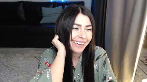 Sophy online show from December 3, 2024, 5:09 am