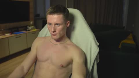 OLIVERpvt is open online show from November 20, 2025, 12:05 pm