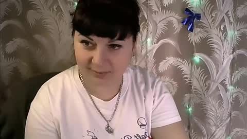 Ilona online show from March 11, 2025, 12:06 pm