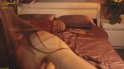 Snapshot of _stella_rose_ chatting on January 1, 2025, 5:01 am Stella online show from January 1, 2025, 5:01 am