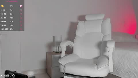 STIVEN online show from April 1, 2026, 12:44 am