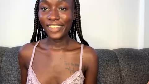 _sweejewel online show from October 24, 2025, 10:33 am