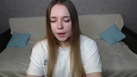 Lana online show from December 4, 2024, 6:55 am