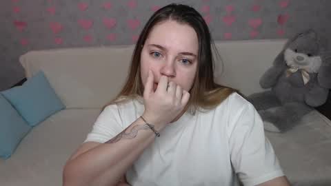 Lana online show from February 17, 2025, 7:04 am