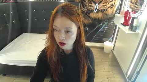 Snapshot of _sweetbriana chatting on October 21, 2025, 12:39 pm Sweet Briana online show from October 21, 2025, 12:39 pm