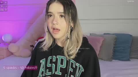 _tammarra_ online show from February 13, 2026, 7:10 pm