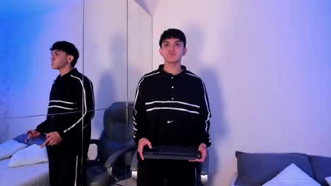 _taylorblack online show from February 18, 2026, 12:01 pm