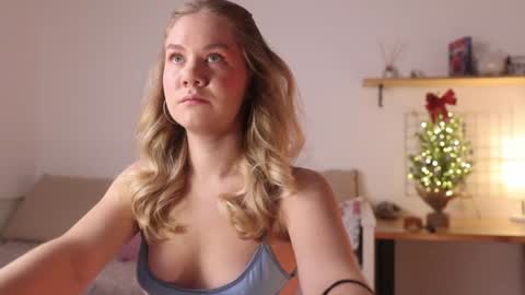 Annie online show from January 5, 2025, 1:13 am