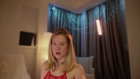 Snapshot of _teasecake_ chatting on March 9, 2026, 2:48 am Annie online show from March 9, 2026, 2:48 am