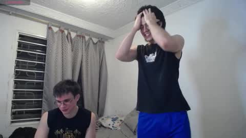 Scot y Patrick online show from November 23, 2025, 11:37 pm