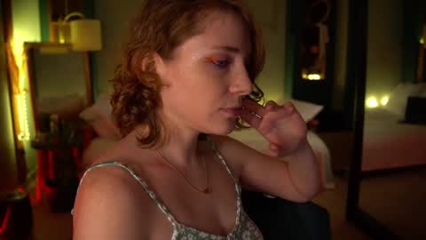 Evi online show from February 27, 2025, 10:09 pm