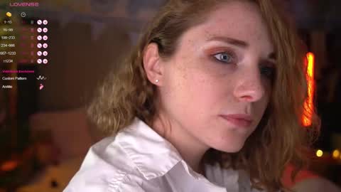 Evi online show from October 2, 2025, 7:43 pm