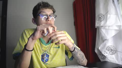 Snapshot of _thomas_hot_ chatting on December 22, 2024, 9:09 pm Thomas online show from December 22, 2024, 9:09 pm