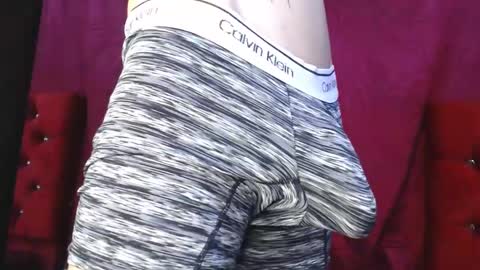 Snapshot of _thomas_hot_ chatting on March 1, 2025, 7:48 pm Thomas online show from March 1, 2025, 7:48 pm