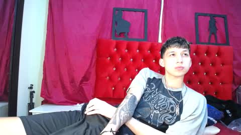 Snapshot of _thomas_hot_ chatting on March 9, 2025, 11:14 pm Thomas online show from March 9, 2025, 11:14 pm