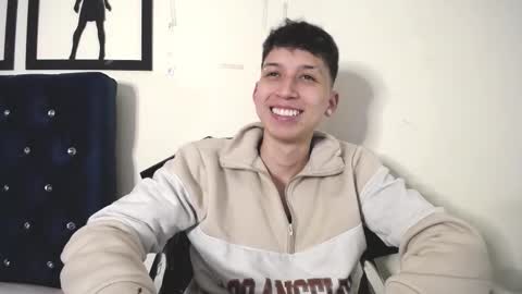 Snapshot of _thomas_hot_ chatting on September 18, 2025, 3:52 am Thomas online show from September 18, 2025, 3:52 am