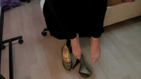 Stefania online show from December 19, 2024, 3:52 pm