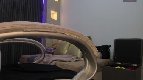 Stefania online show from December 21, 2024, 5:40 pm