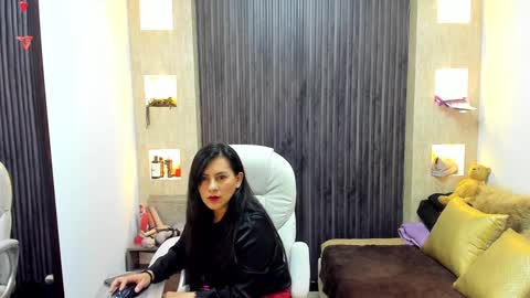 Stefania online show from February 7, 2025, 4:03 pm