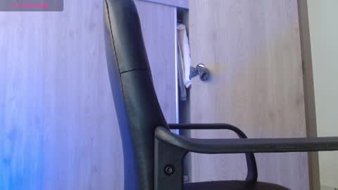 Rousse  online show from March 3, 2026, 7:09 pm