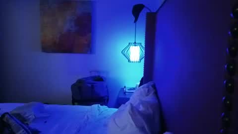 VioletTheDoll online show from December 6, 2024, 1:51 am