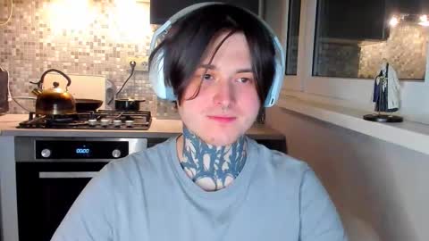 Snapshot of _torfin_ chatting on February 13, 2026, 11:01 pm _torfin_ online show from February 13, 2026, 11:01 pm