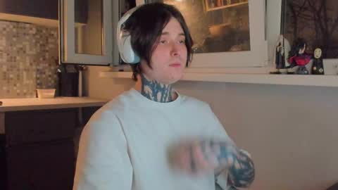 _torfin_ online show from April 5, 2026, 10:40 pm